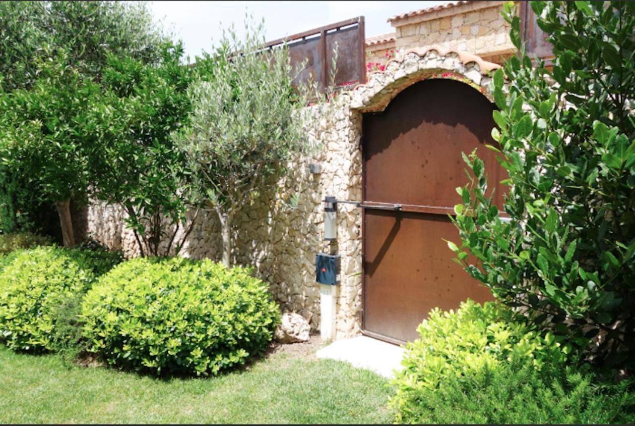 Chez Virginie Bed and Breakfast Porto-Vecchio  Eksteriør billede